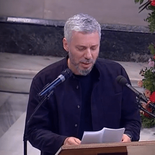 «Θα ήμασταν άλλοι χωρίς εσένα» - Ο Αλκίνοος Ιωαννίδης στον επικήδειο για τον «δάσκαλό» του, Διονύση Σαββόπουλο
