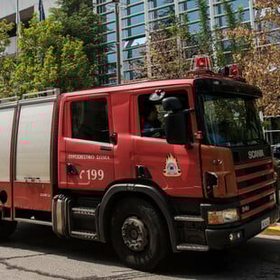 Νέα Φιλαδέλφεια: Εμπρηστική επίθεση σε αντιπροσωπεία αυτοκινήτων 