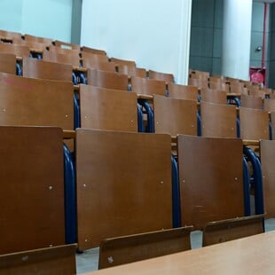 ΑΙΩΝΙΟΙ ΦΟΙΤΗΤΕΣ ΠΑΝΕΠΙΣΤΗΜΙΟ