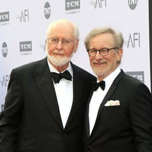 Στίβεν Σπίλμπεργκ Τζον Γουίλιαμς UFO