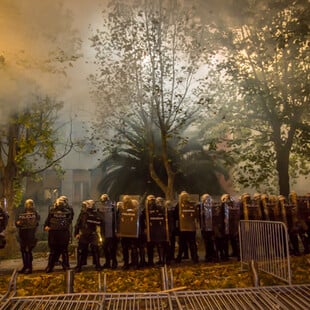 «Έξω οι Τούρκοι»: Κλιμακώνεται η ένταση στο Μαυροβούνιο - Το μαχαίρωμα, οι βανδαλισμοί και το διπλωματικό μπρα-ντε-φερ