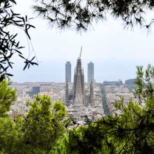 Η Σαγράδα Φαμίλια έγινε η ψηλότερη εκκλησία του κόσμου