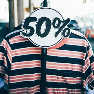 Πότε είναι η Black Friday 2025 και πότε ξεκινά η περίοδος των εκπτώσεων