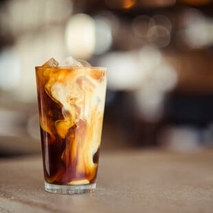 ΚΑΦΕΣ ΝΤΟΥΜΠΑΙ ΤΙΜΗ