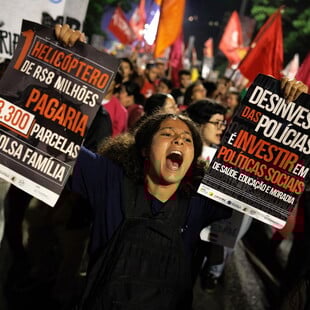 «Favela Lives Matter»: Χιλιάδες στους δρόμους του Ρίο μετά την πιο φονική αστυνομική επιχείρηση στη Βραζιλία