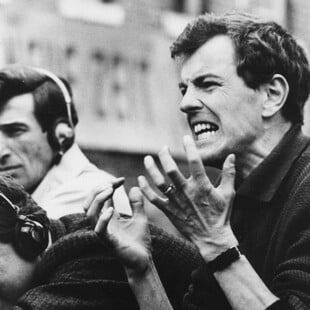 Peter Watkins (1935-2025): Η σκοτεινή πλευρά του φεγγαριού