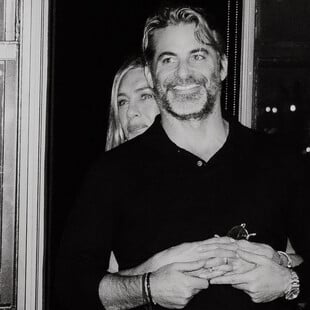 Τζένιφερ Άνιστον: «Σε αγαπώ» - Η πρώτη φωτογραφία με τον νέο σύντροφό της