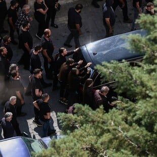 Βεντέτα στα Βορίζια: «Σε αγαπώ» - Θρήνος στην κηδεία του Φανούρη Καργάκη