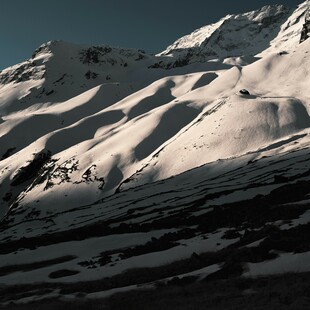 Νεκροί επτά ορειβάτες μετά από χιονοστιβάδα στο Νεπάλ