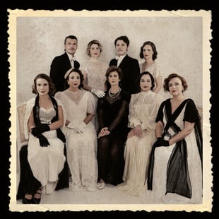 «Αλεξάνδρεια»: Μια θεατρική ιστορία έρωτα και μνήμης ανάμεσα σε δύο εποχές