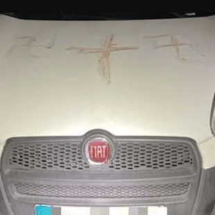 Γερμανία: Σβάστικες από αίμα σε δεκάδες αυτοκίνητα 