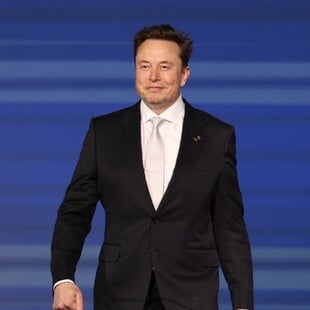 ΕΛΟΝ ΜΑΣΚ 1 ΤΡΙΣ ΔΟΛΑΡΙΑ