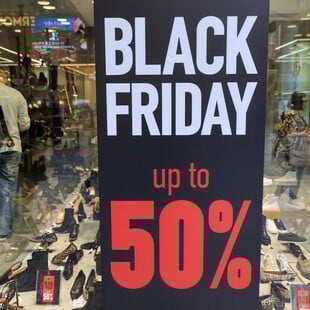 Black Friday: Πότε «πέφτει» φέτος η μεγάλη ημέρα των προσφορών στην αγορά
