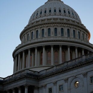 ΗΠΑ: Η Γερουσία έκανε το πρώτο βήμα για τον τερματισμό του shutdown