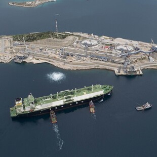 Τι σημαίνουν οι συμφωνίες για την ενέργεια με τις ΗΠΑ και πόσο συμφέρουν την Ελλάδα 