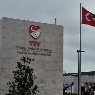 Σκάνδαλο στοιχηματισμού στην Τουρκία: Oκτώ συλλήψεις και 1.024 ποδοσφαιριστές σε αναστολή