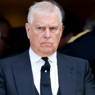  Το Παλάτι αλλάζει ξανά το όνομα του Άντριου