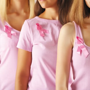 Αυξάνεται η εμφάνιση του καρκίνου του μαστού σε νεότερες ηλικίες