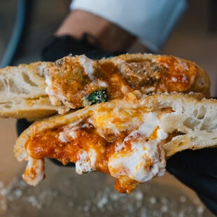 «H αμαρτία της λιγούρας» στους Αμπελόκηπους