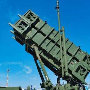 Reuters: Ελλάδα και Ισραήλ σε συνομιλίες για την αγορά αντιαεροπορικών και πυροβολικών συστημάτων 