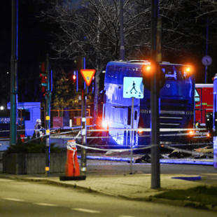 Δυστύχημα με λεωφορείο στη Στοκχόλμη: Αναφορές για πολλούς νεκρούς