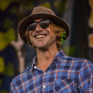 Πέθανε στα 59 του ο Τοντ Σνάιντερ, μια από τις πιο ιδιαίτερες φωνές της αμερικανικής folk