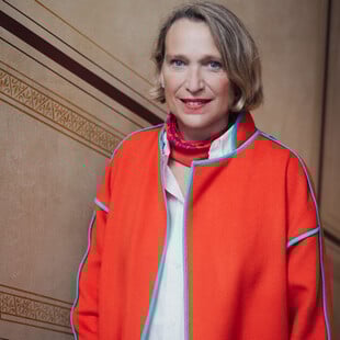 Κάτια Σπορν: «Η Αθήνα δεν είναι μόνο ο αρχαίος κόσμος και η Ακρόπολη. Είναι μια νεανική και προσιτή πόλη» 