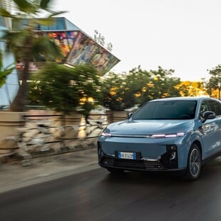 To νέο Leapmotor B10 είναι πλέον εδώ