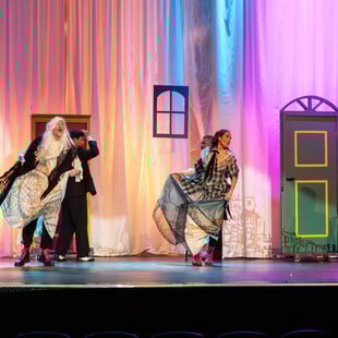 Τι κάνει τον «Αρσέν Λουπέν» μία από τις πιο επιτυχημένες παραστάσεις της σεζόν;