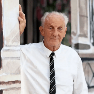 Πέθανε ο διάσημος σχεδιαστής Πολ Κοστέλο και προσωπικός στιλίστας της πριγκίπισσας Νταϊάνα