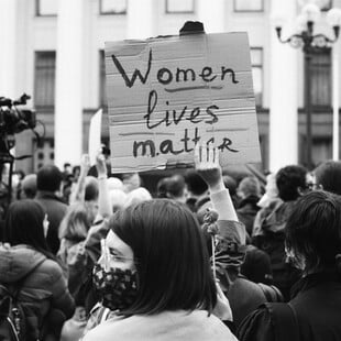 Ιστορική απόφαση στην Ιταλία: Η γυναικοκτονία είναι πλέον ποινικό αδίκημα