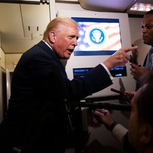 Ντόναλντ Τραμπ Δημοσιογράφος Piggy