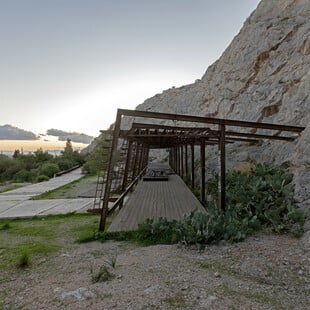 Ένα γλυπτό ζωντανεύει το «άγνωστο» λατομείο του Φιλοπάππου