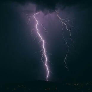 Κακοκαιρία Adel: Επικαιροποιήθηκε το έκτακτο της ΕΜΥ - Κόκκινη προειδοποίηση για επικίνδυνα φαινόμενα