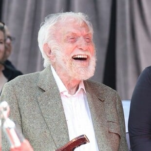 Ντικ Βαν Ντάικ: Το μυστικό της μακροζωίας είναι να αποφεύγεις δύο συνηθισμένα πράγματα