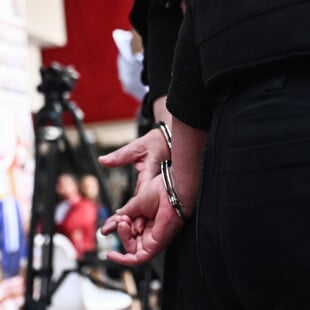 Δολοφονία στη Σαλαμίνα: «Δεν θυμάμαι τίποτα» - Η 46χρονη δεν παραδέχεται το έγκλημα