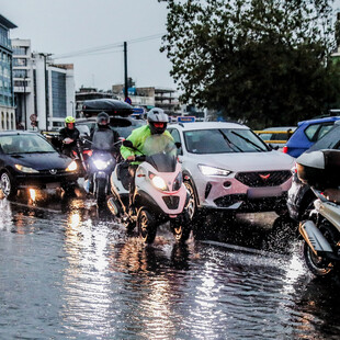 Κακοκαιρία Adel: Γιατί πλημμύρισε με 40 χιλιοστά βροχής η Αττική; - Η εξήγηση Κολυδά 