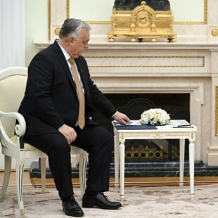 Ορμπαν–Πούτιν στη Μόσχα: Ο Ούγγρος πρωθυπουργός αψηφά την ΕΕ και κλείνει νέο ενεργειακό deal με τη Ρωσία