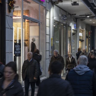 Ανοιχτά σήμερα εμπορικά καταστήματα και σούπερ μάρκετ - Το ωράριο 