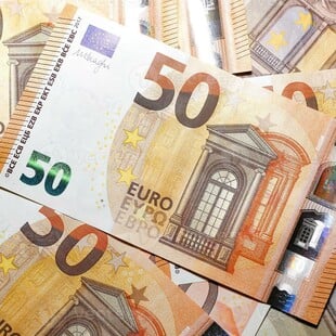 Δώρο Χριστουγέννων: Γιατί φέτος θα δοθεί νωρίτερα και πώς υπολογίζεται