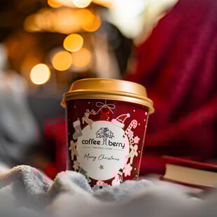 Τα χριστουγεννιάτικα ροφήματα των Coffee Berry φέρνουν τη μαγεία των γιορτών στο ποτήρι σου