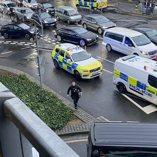 Αεροδρόμιο Χίθροου: Ένα παιδί ανάμεσα στα άτομα που δέχτηκαν επίθεση με σπρέι - Τι συνέβη 