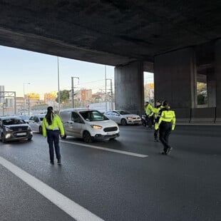 Αττική Οδός: Χωρίς δίπλωμα και πινακίδες ο οδηγός μηχανής που παρέσυρε τροχονόμο 