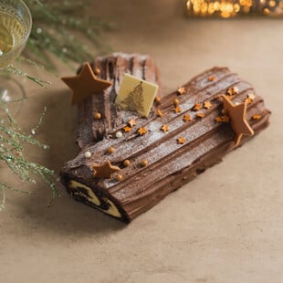 Χριστουγεννιάτικος κορμός, μια γλυκιά ιστορία που συνεχίζεται στα καλύτερα ζαχαροπλαστεία της πόλης