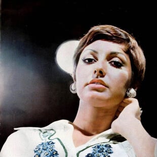 Googoosh: Βίος και πολιτεία της πιο διάσημης Ιρανής εξόριστης 
