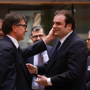 Τι γράφει ο διεθνής Τύπος για την εκλογή Πιερρακάκη ως προέδρου του Eurogroup