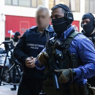 ΕΛΛΗΝΑΣ ΕΣΚΟΜΠΑΡ ΚΟΚΑΙΝΗ ΕΠΙΧΕΙΡΗΣΗ ΙΠΑΛΛΟΣ