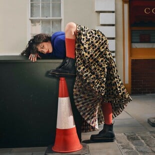 Η τέχνη της άνεσης: Η Dr. Martens επανασυστήνει τη Zebzag Sole μέσα από μια νέα σιλουέτα