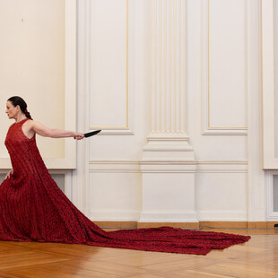 Καρυοφυλλιά, γίνε πάλι μια άλλη