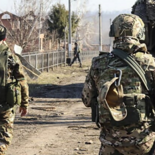 Πενήντα Ουκρανοί κάτοικοι απήχθησαν από ρωσικά στρατεύματα και μεταφέρθηκαν στη Ρωσία